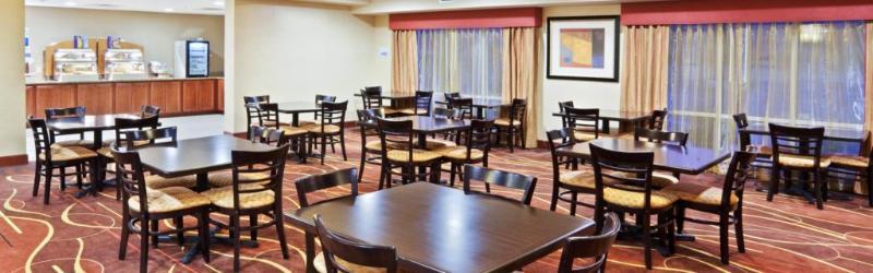 Holiday Inn Express And Suites Sumner By Ihg Bagian luar foto